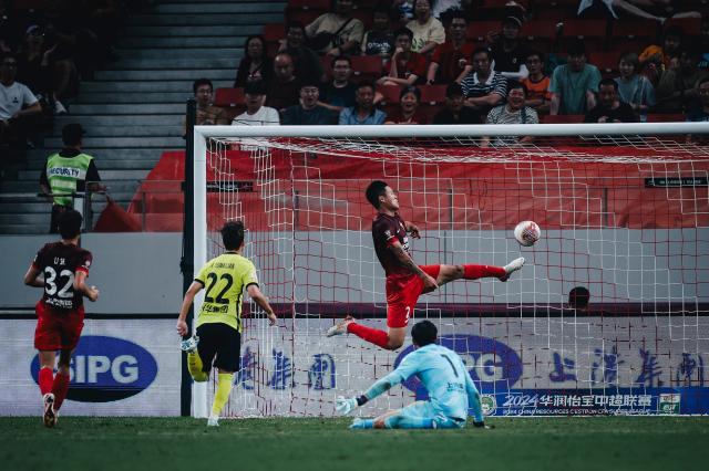 开云体育app-决定冠军走势的解围！穆帅心有余悸盛赞李昂颜骏凌