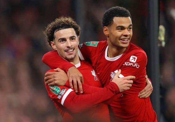 1703124230066088859.jpg 1870672270-612x612.jpg